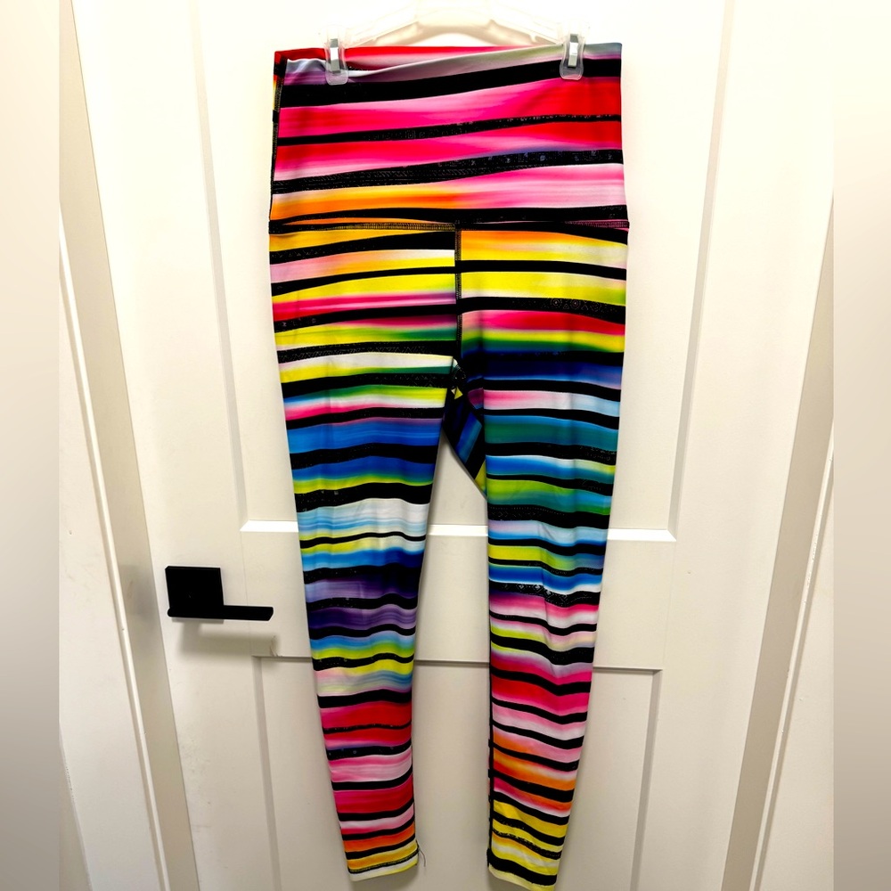 Silver icing women’s large rainbow high rise compression leggings. Light weight